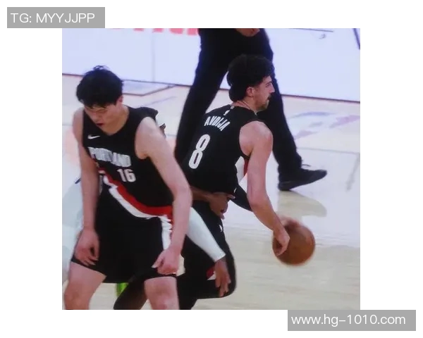 解说：杨瀚森进攻表现全联盟垫底克林根四犯仍不信任其上场表现