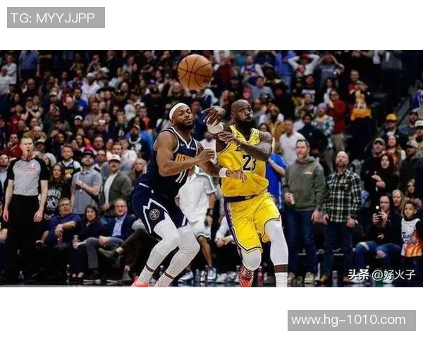 詹姆斯怒斥裁判判罚不公直言这犯规实在太离谱了